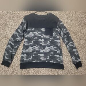 Men's black and gray camo sweater